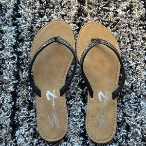 Sparkle flip flops